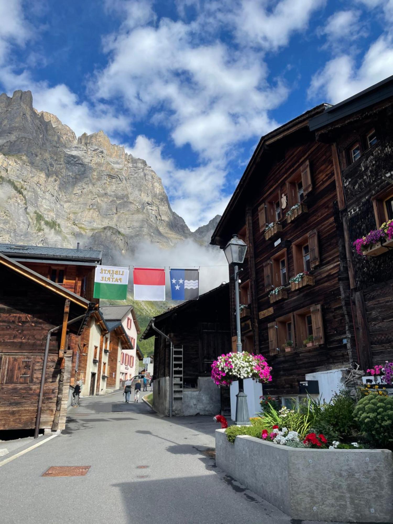 Ferienwohnung Gemmiblick Leukerbad Exterior photo